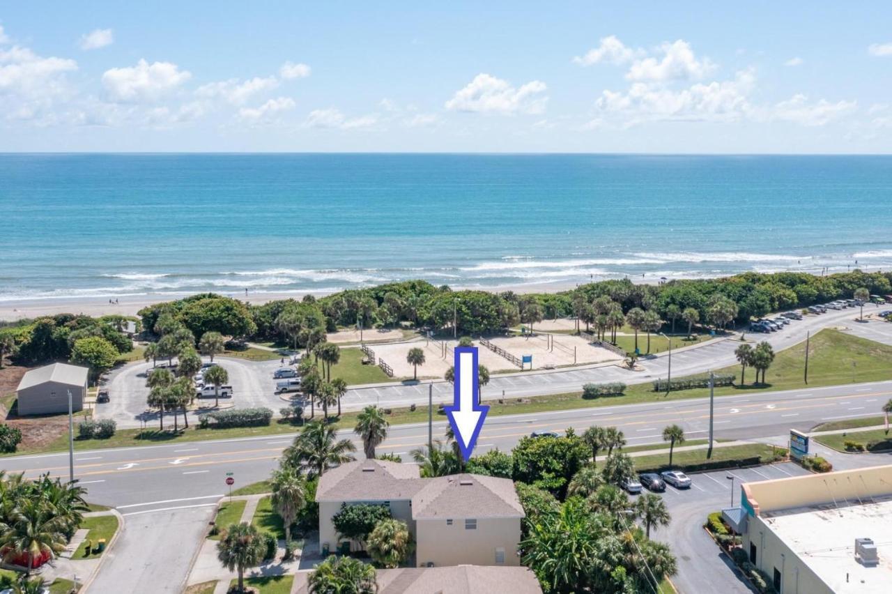 Surfside Paradise Retreat - 3Br And 2Ba Duplex, Grill, Dog Friendly - Close To The Beach! Melbourne Bagian luar foto