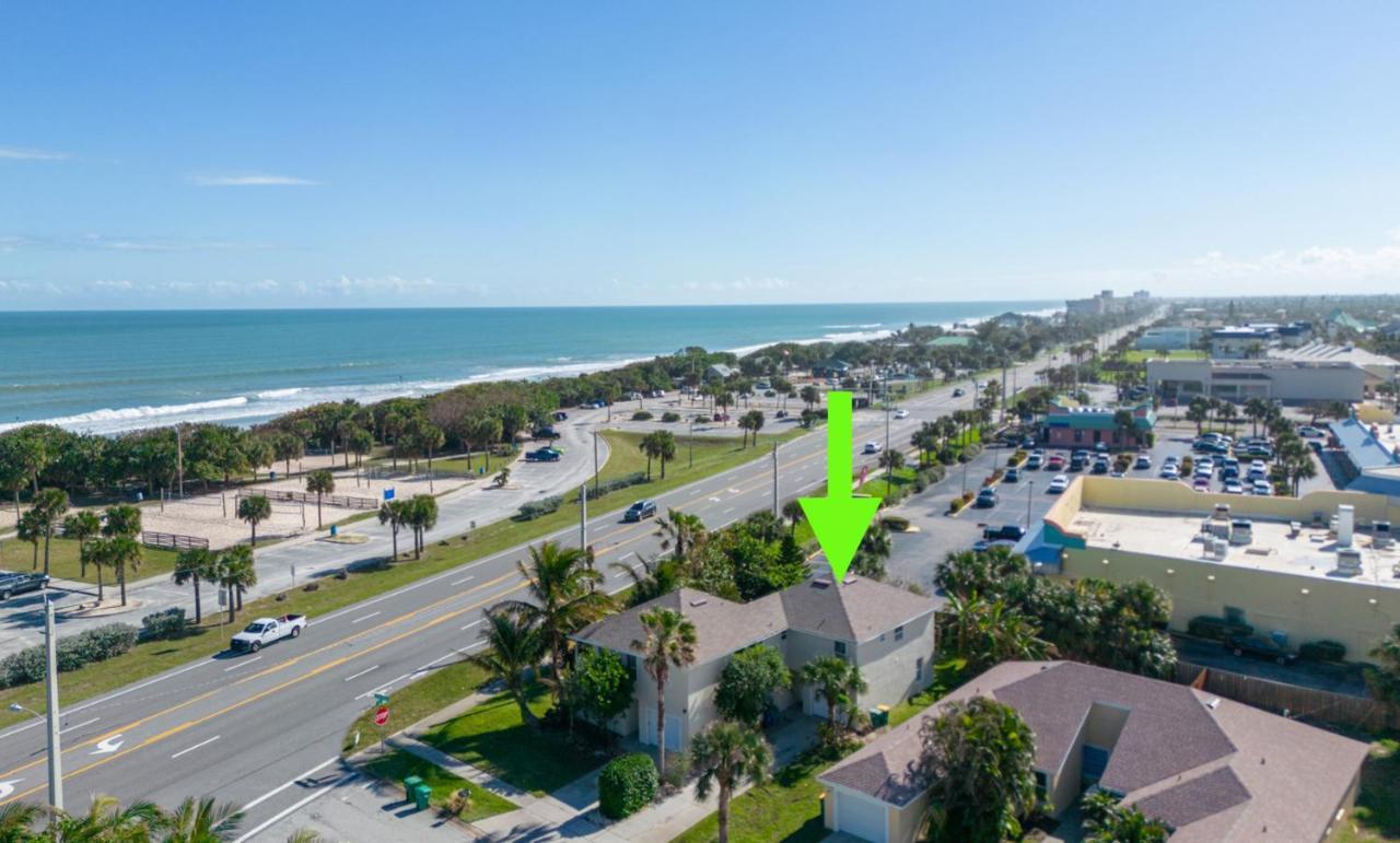 Surfside Paradise Retreat - 3Br And 2Ba Duplex, Grill, Dog Friendly - Close To The Beach! Melbourne Bagian luar foto
