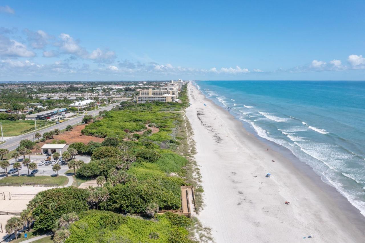 Surfside Paradise Retreat - 3Br And 2Ba Duplex, Grill, Dog Friendly - Close To The Beach! Melbourne Bagian luar foto